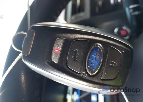 2015 Subaru Legacy 2.5I Limited из США, поврежденный, VIN 4S3BNAN69F3043319